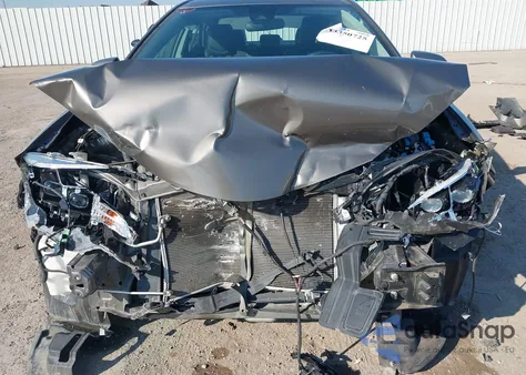 2019 Toyota Corolla Se z USA, uszkodzony, nr VIN 2T1BURHE4KC230716